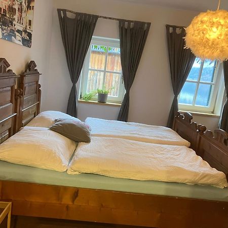 Pinkdeer Apartment Hallstatt Bagian luar foto