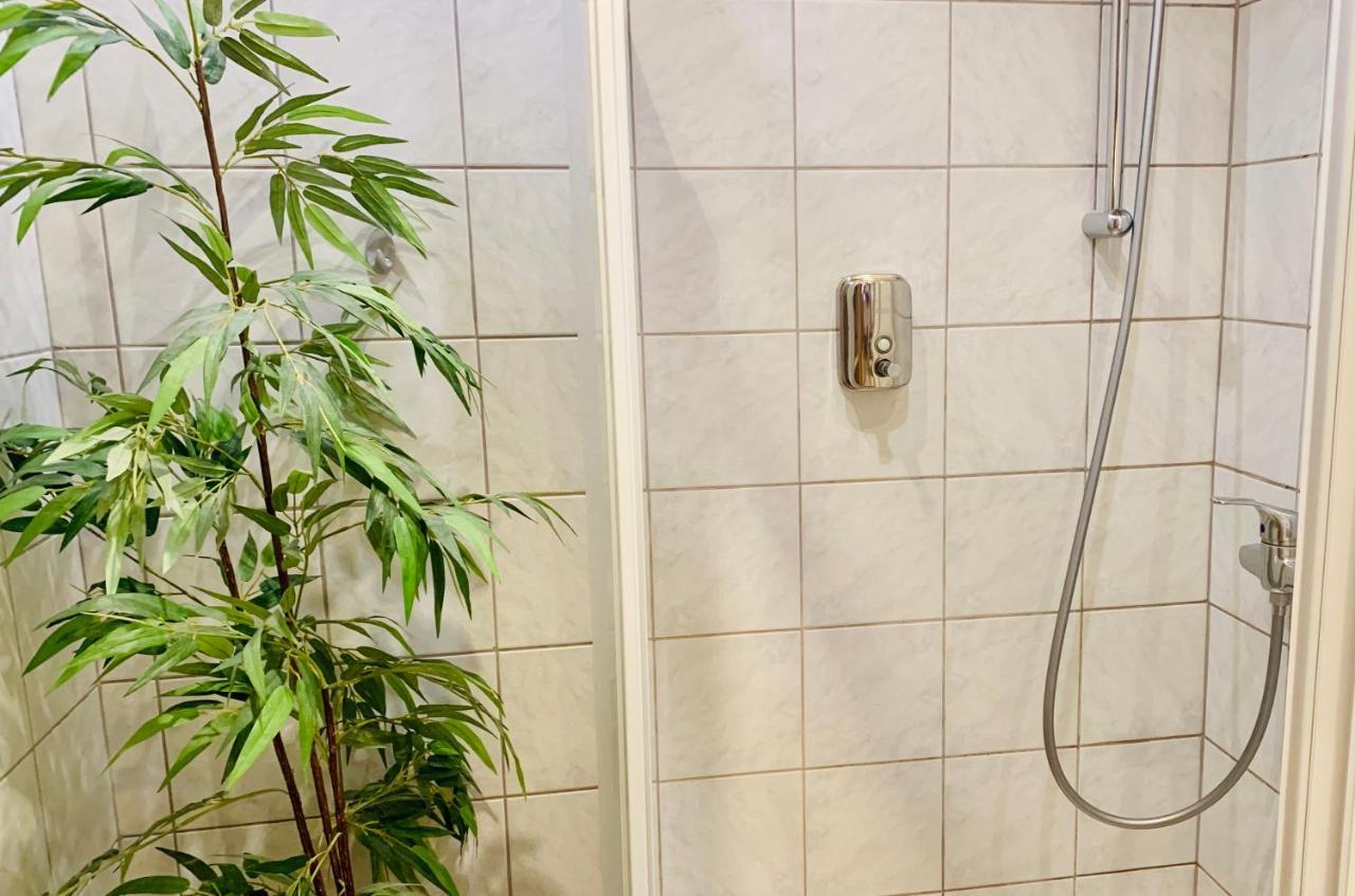 Pinkdeer Apartment Hallstatt Bagian luar foto