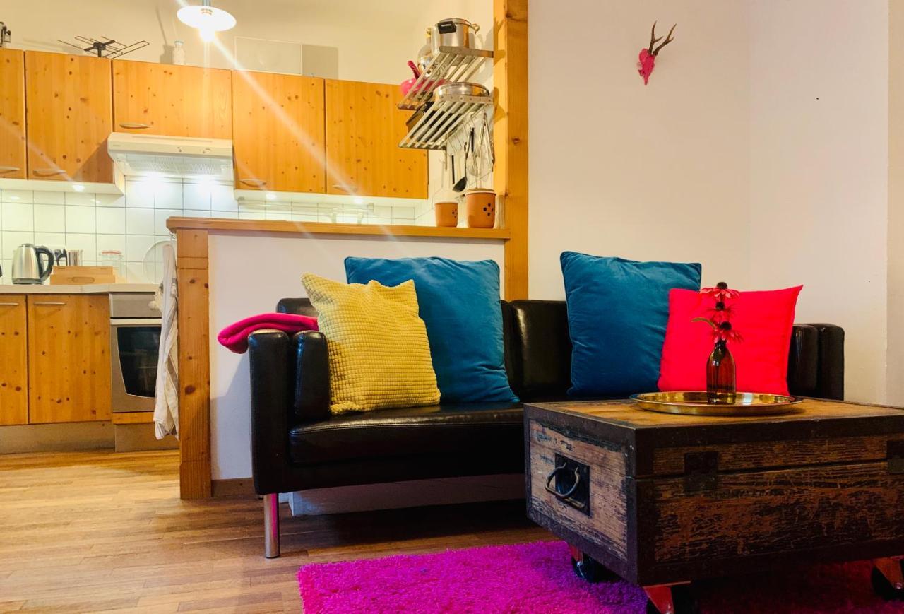 Pinkdeer Apartment Hallstatt Bagian luar foto