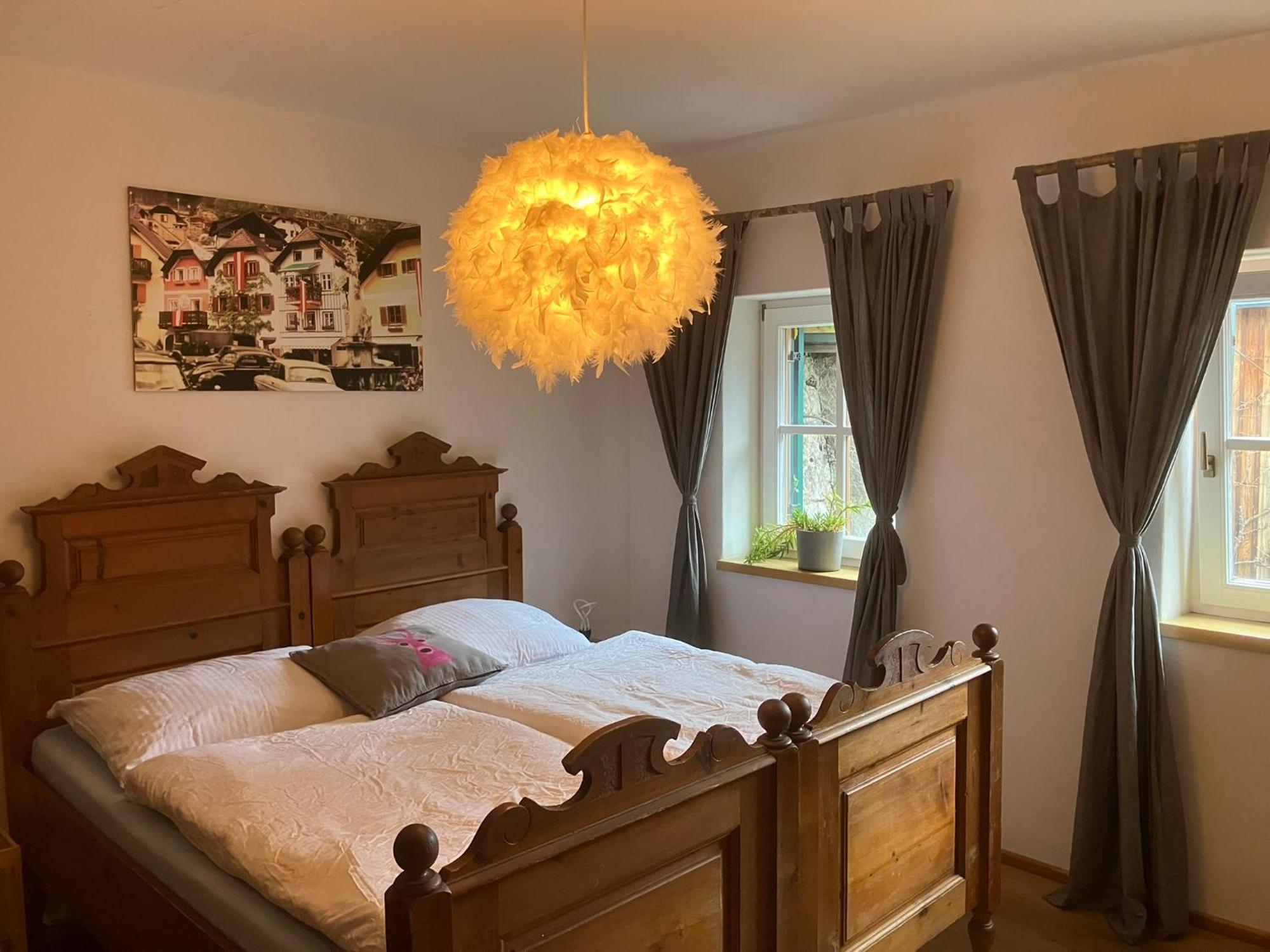 Pinkdeer Apartment Hallstatt Bagian luar foto